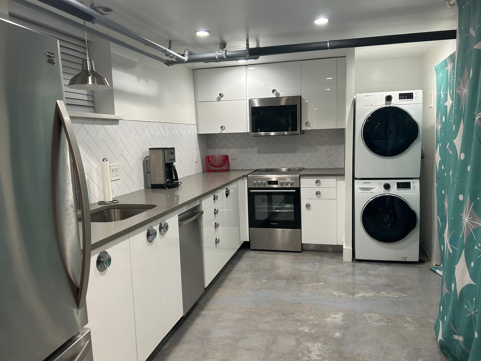 Basement Kitchen gallery